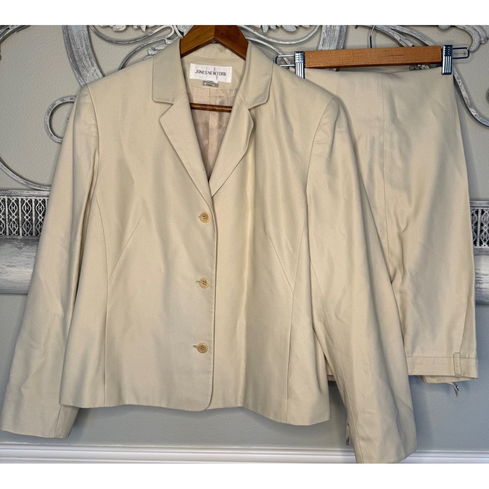 Jones New York Vintage 90s Beige Pant Suit Set Blazer Trousers Size 14 Neutral